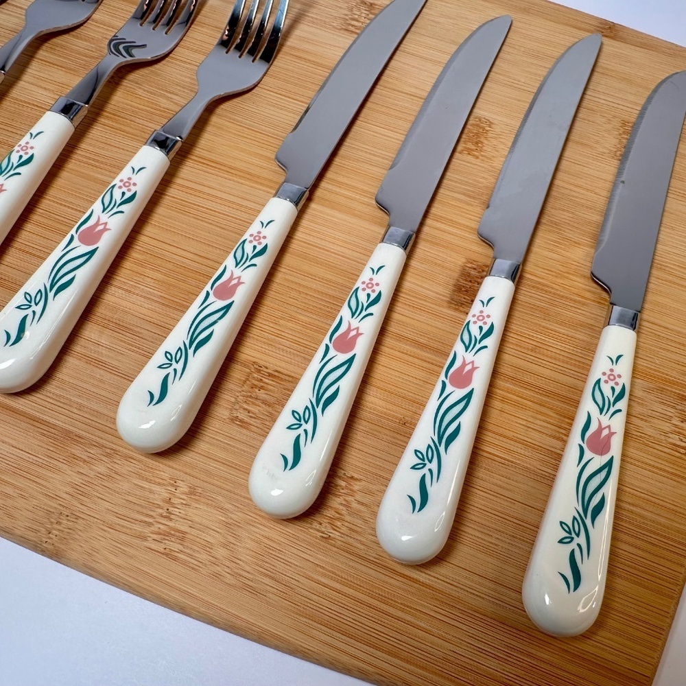 Vintage English Floral Flatware Set – Pink Tulip Handles (19 pcs)